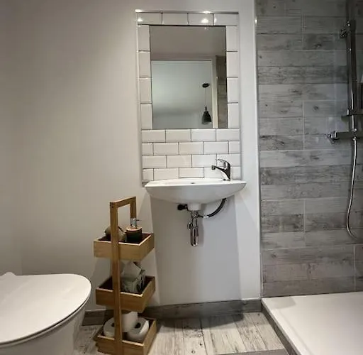 Вилла Nid D'oiseaux Lustar