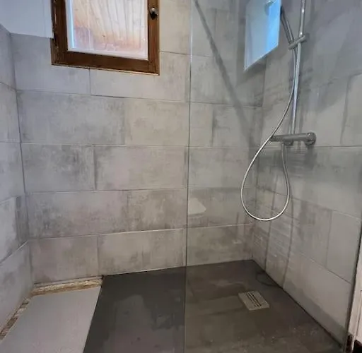 Nid D'oiseaux Вилла Lustar