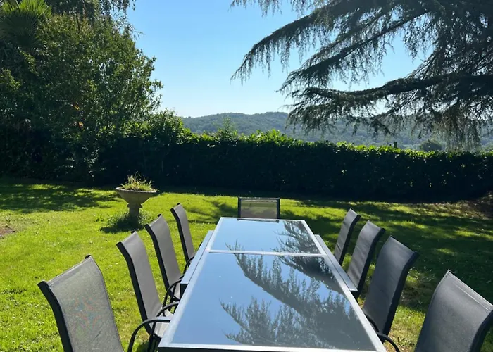 Вилла Nid D'oiseaux Lustar