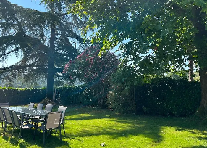 Nid D'oiseaux Вилла Lustar